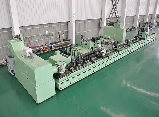 Máquina de quemado de rodillos de cilindro hidráulico con doble rotación 2500 mm de longitud